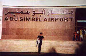 Am Flughafen Abu Simbel